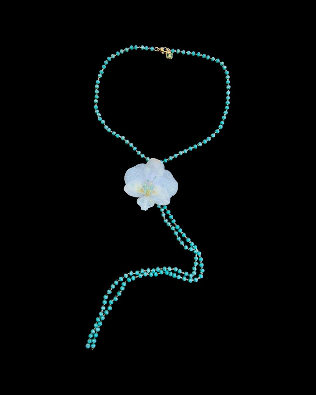 Green phalaenopsis pearls