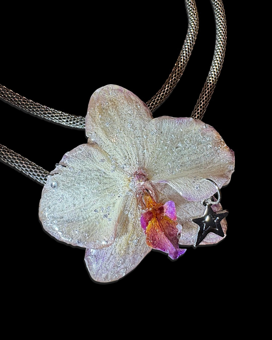 Star orchid necklace