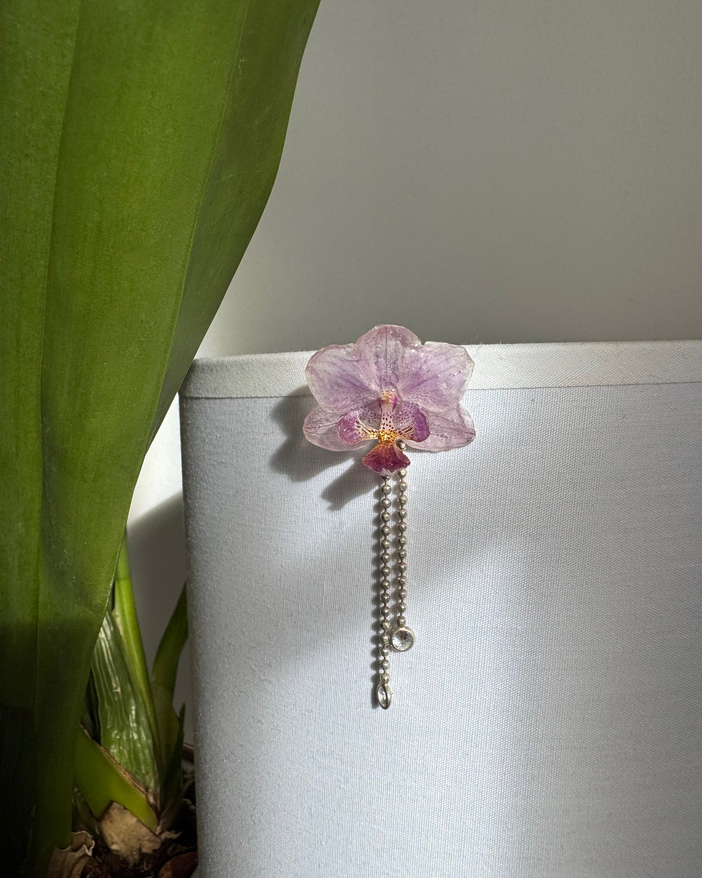 Mini orchid necklace