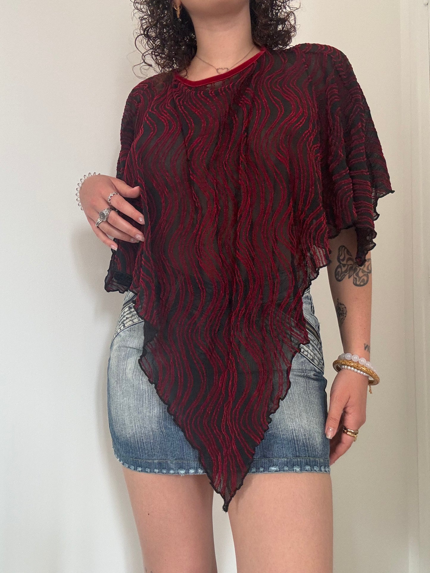 Poncho rouge et noir | taille unique