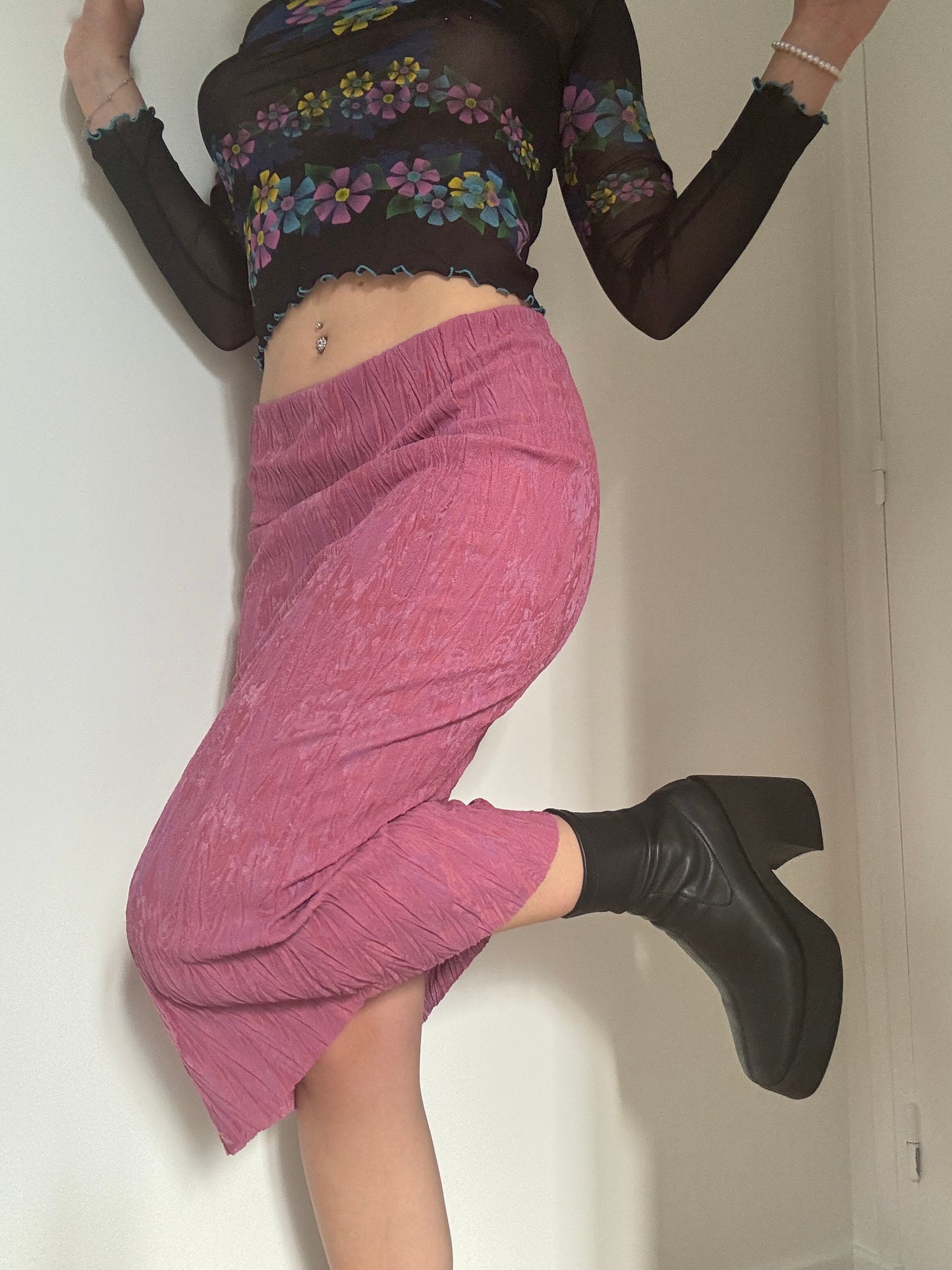 pink skirt
