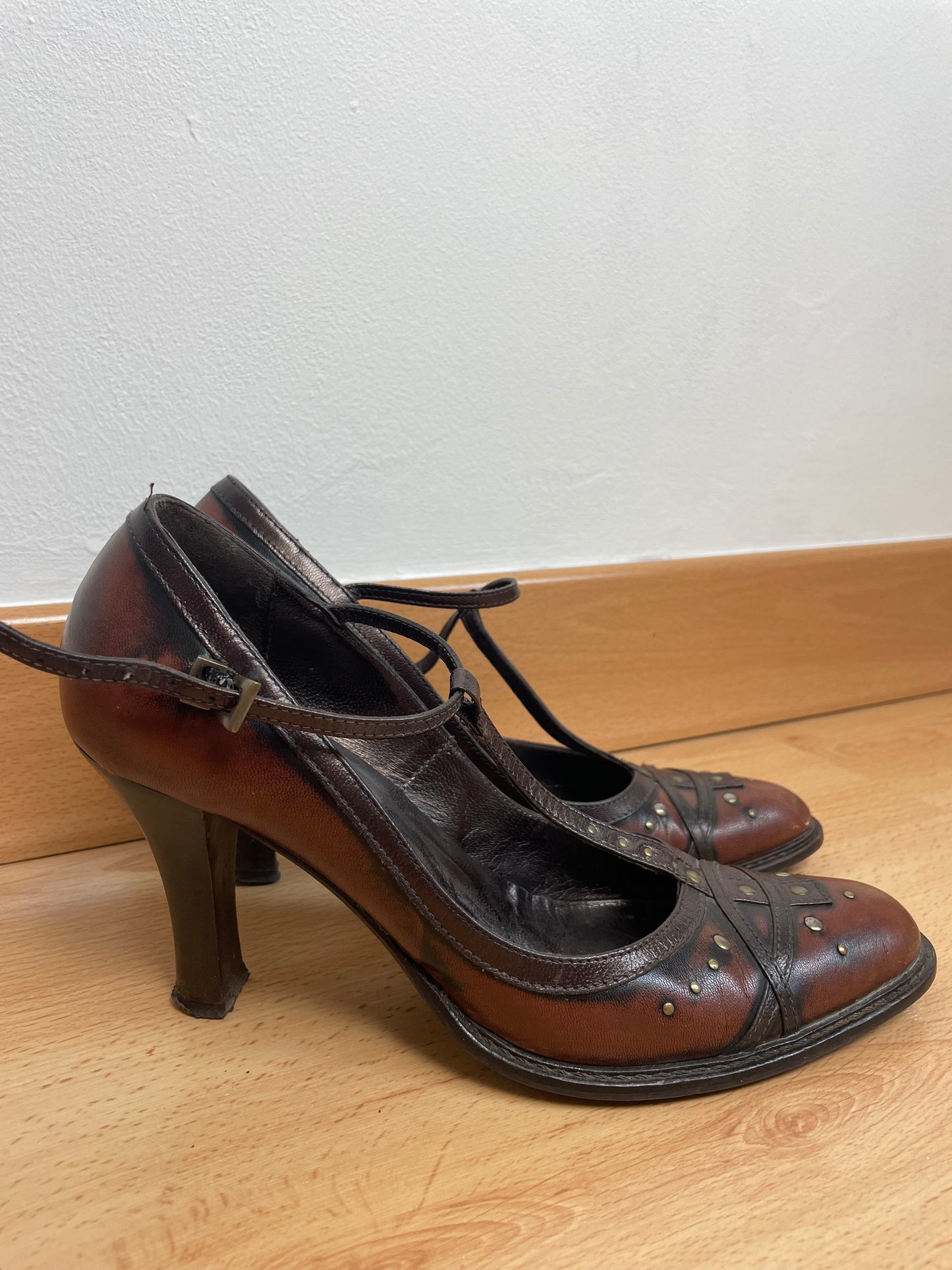 Heeled shoes | 37