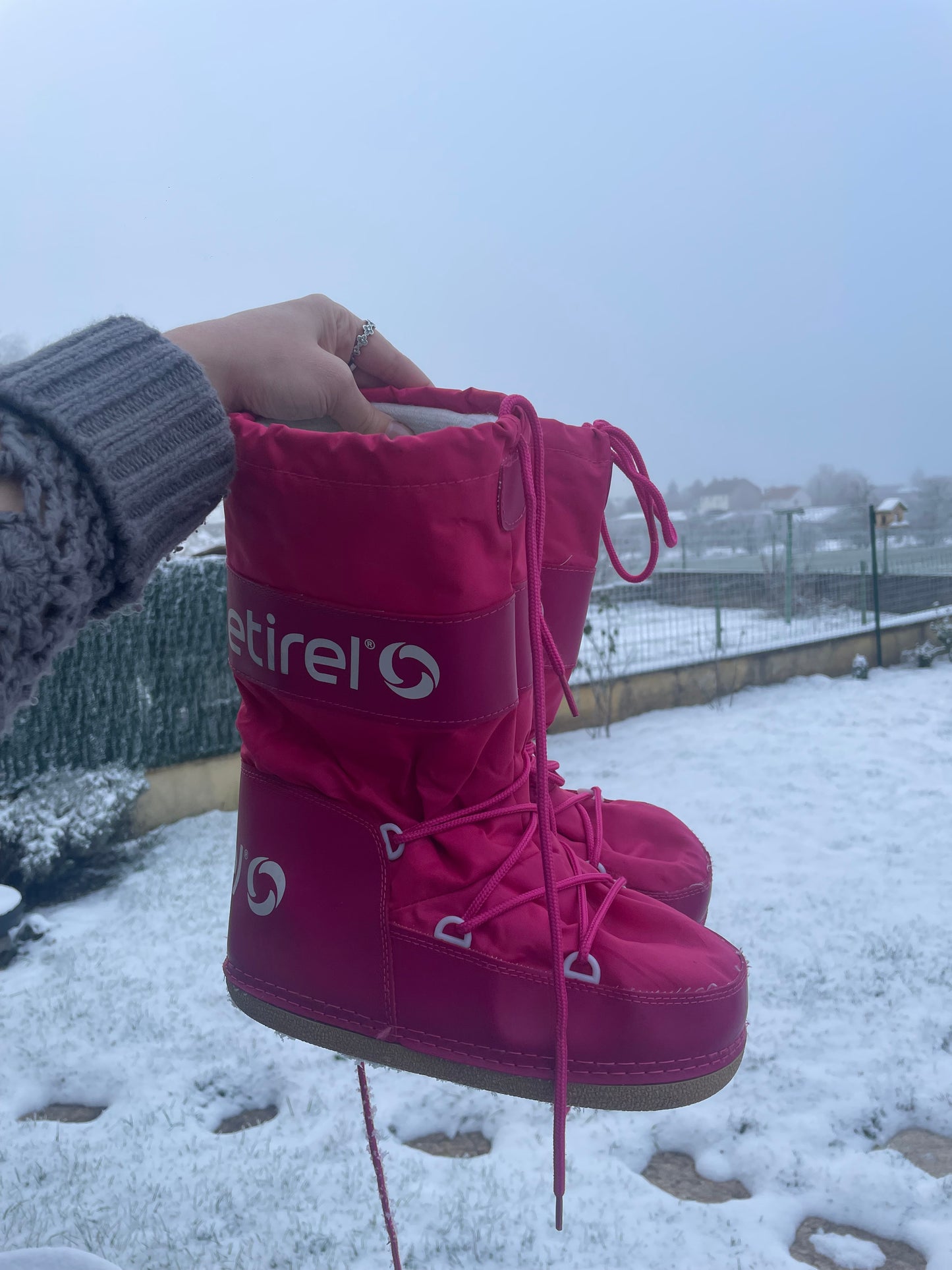 Fuchsia pink or black boots