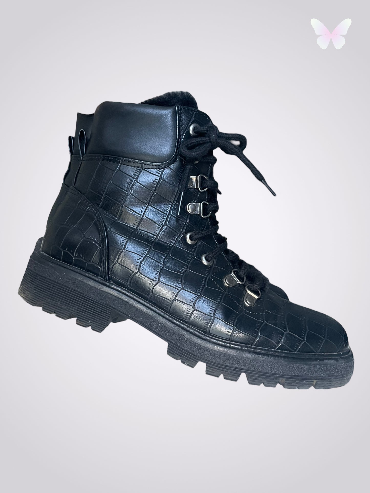 Fur-lined boots | 40