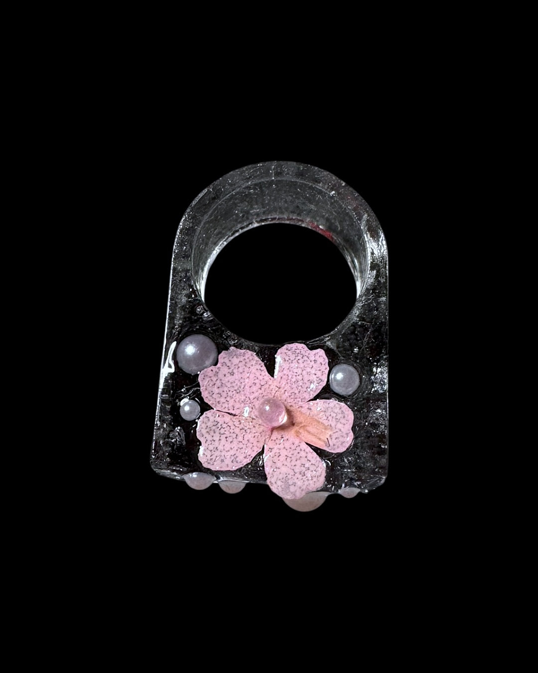 Mini pink flower ring