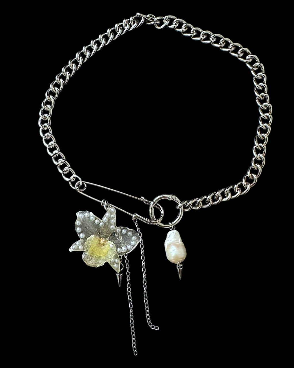 Perlmuttfarbene Orchidee