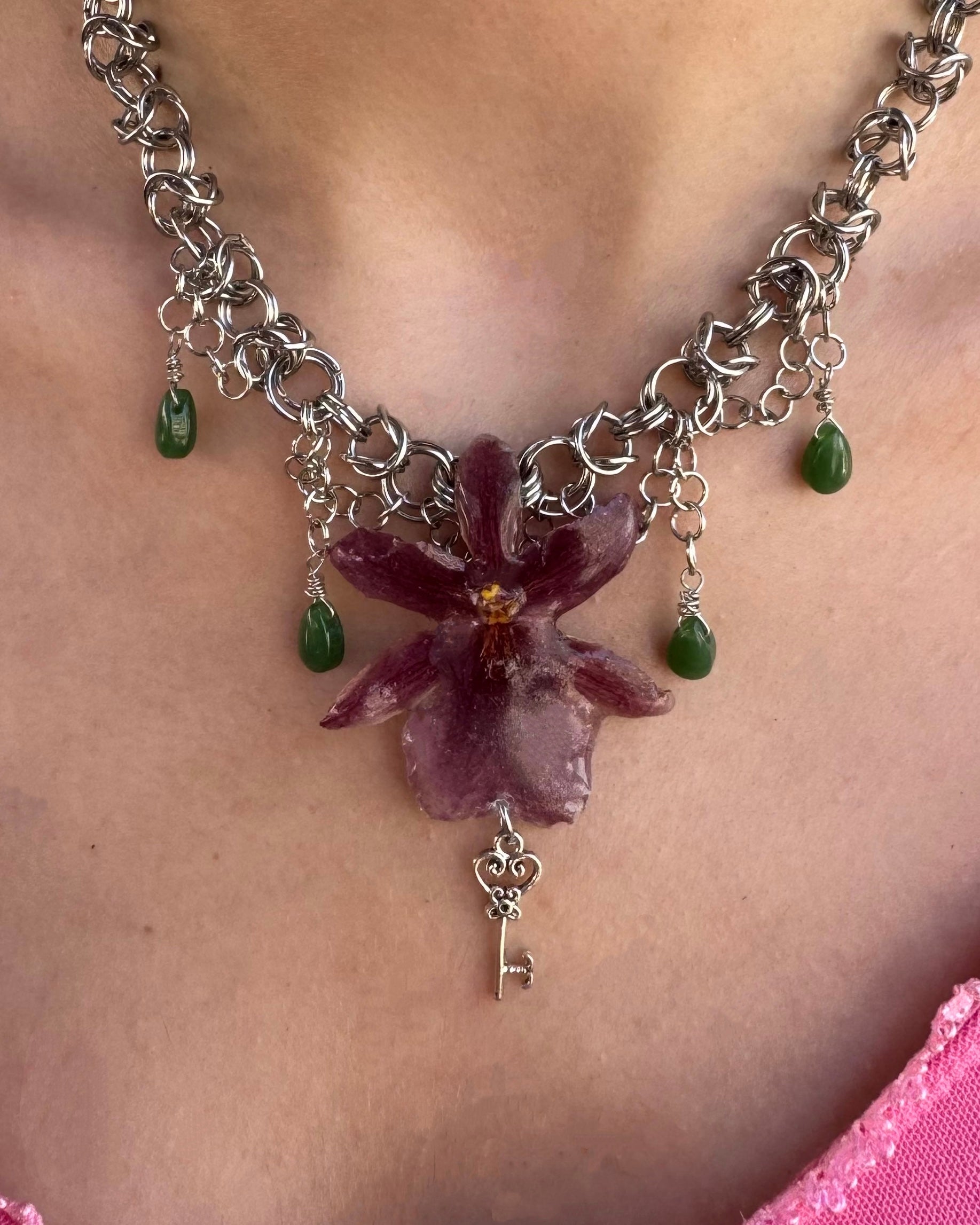 Burgunderfarbene Oncidium-Orchidee