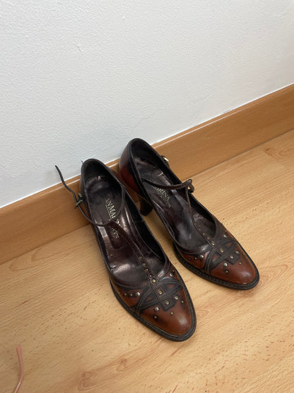 Heeled shoes | 37