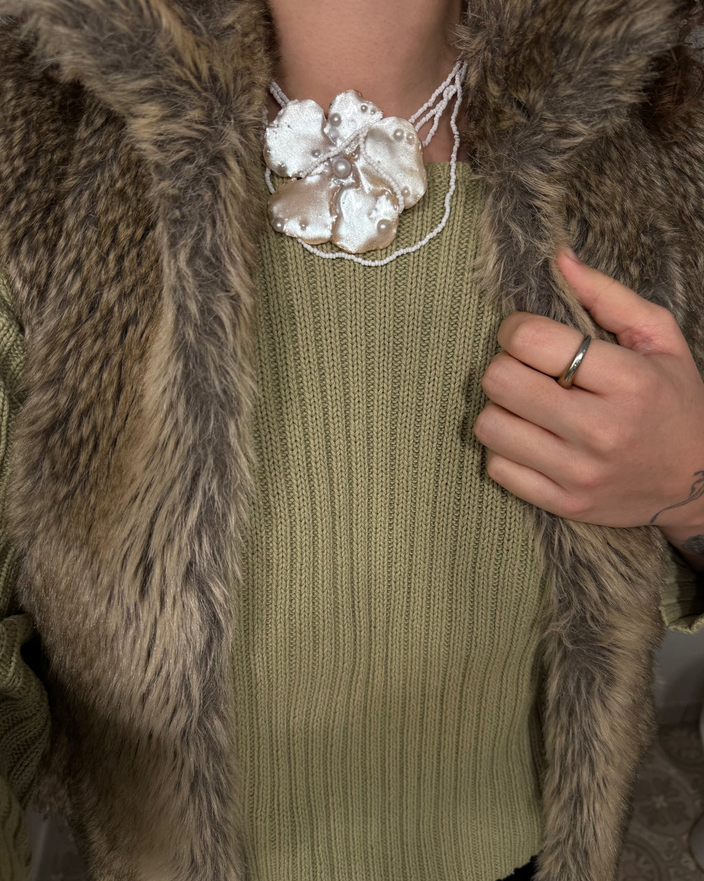 White Chrome Canina Rosa