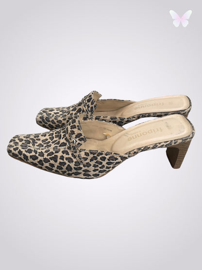 Leopard mules | 38