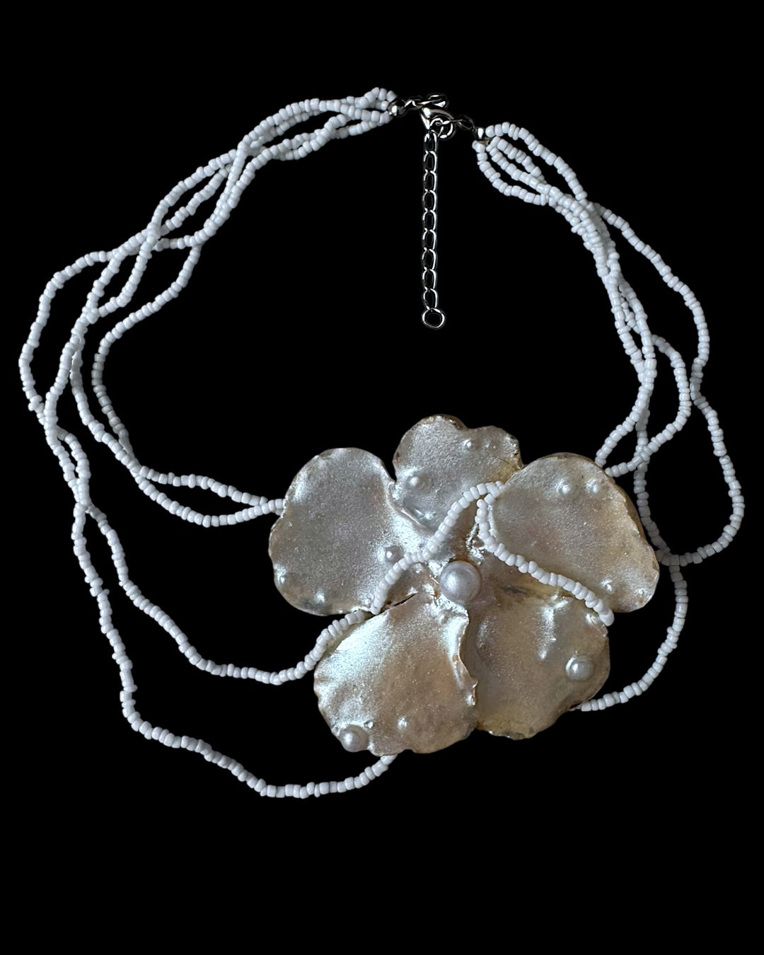 White Chrome Canina Rosa