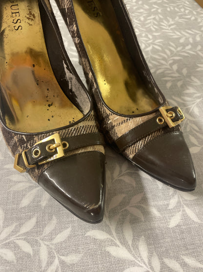 Raten Sie Schuhe | 38